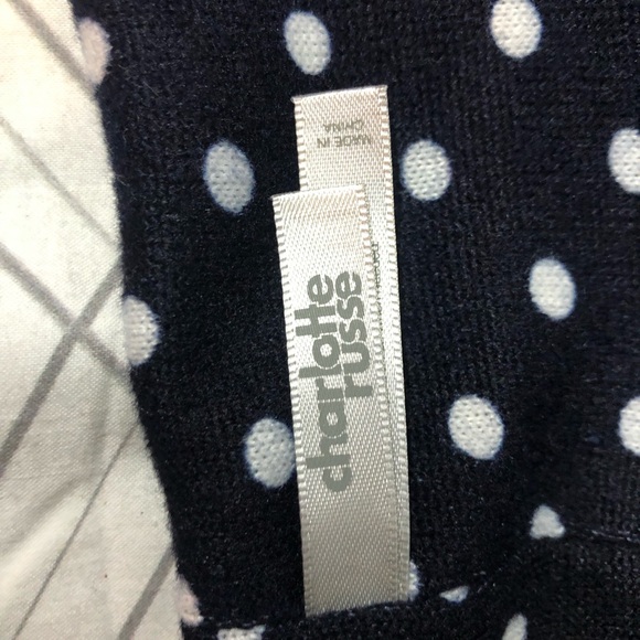 Charlotte Russ infinity scarf - Picture 3 of 5